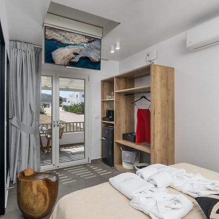 آداماس Orama Suites Milos المظهر الخارجي الصورة