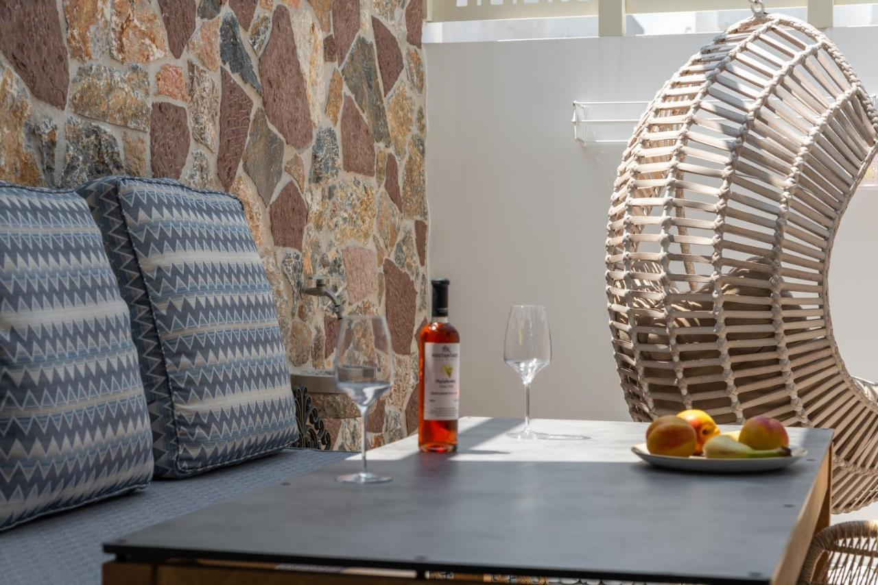 آداماس Orama Suites Milos المظهر الخارجي الصورة