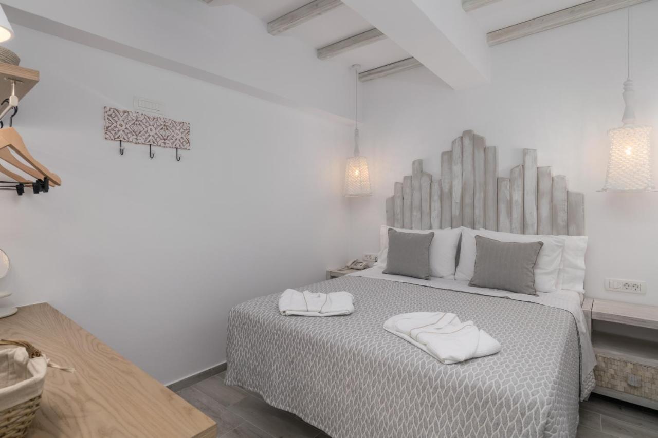 آداماس Orama Suites Milos المظهر الخارجي الصورة