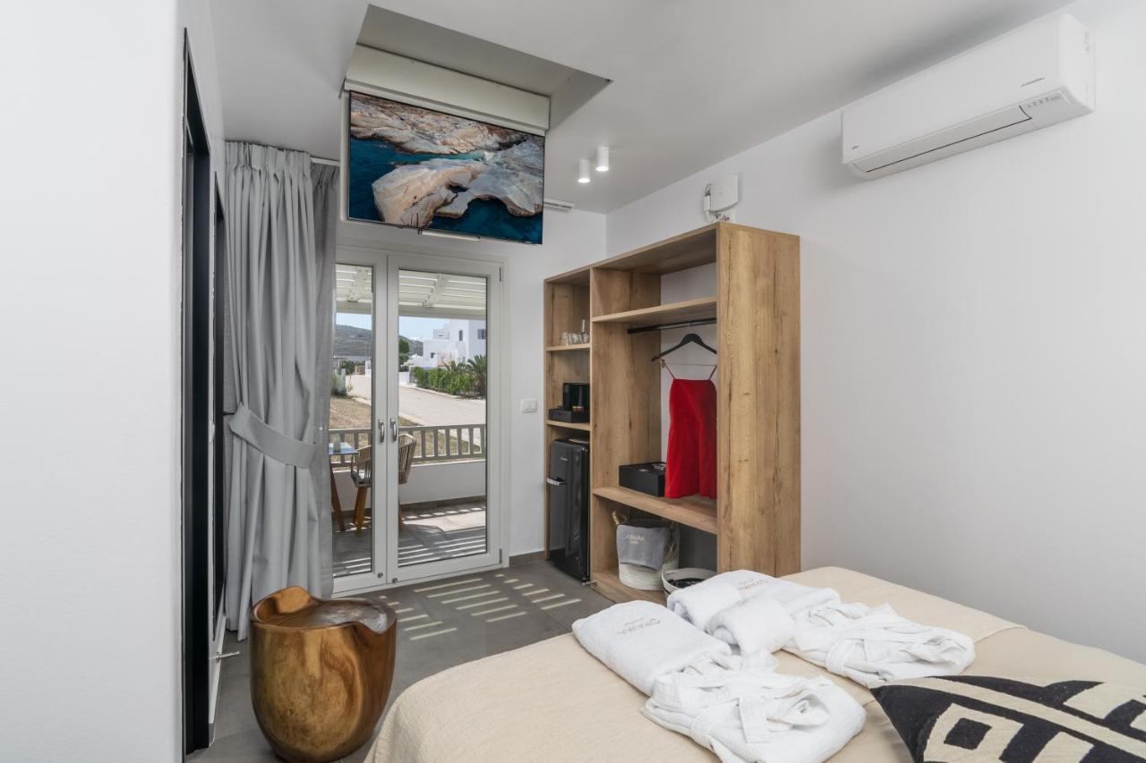 آداماس Orama Suites Milos المظهر الخارجي الصورة